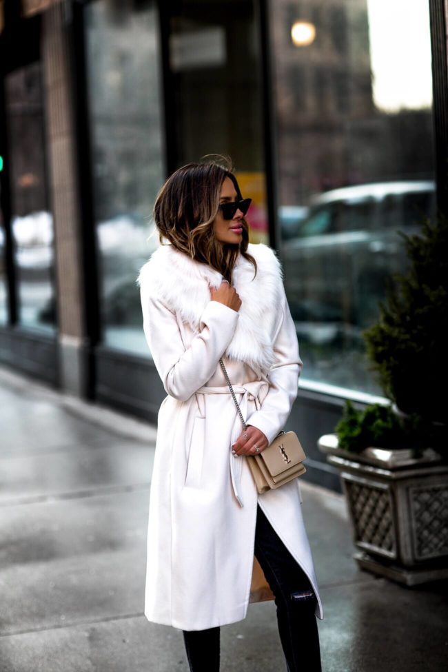 YSL Saint Laurent bag / Blogger street style #fashion #womensfashion  #streetstyle #ootd #style #minimalfashion / Instagram: @fro…