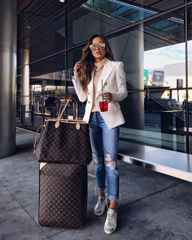 Outfit louis vuitton bag airport, Airport Outfits