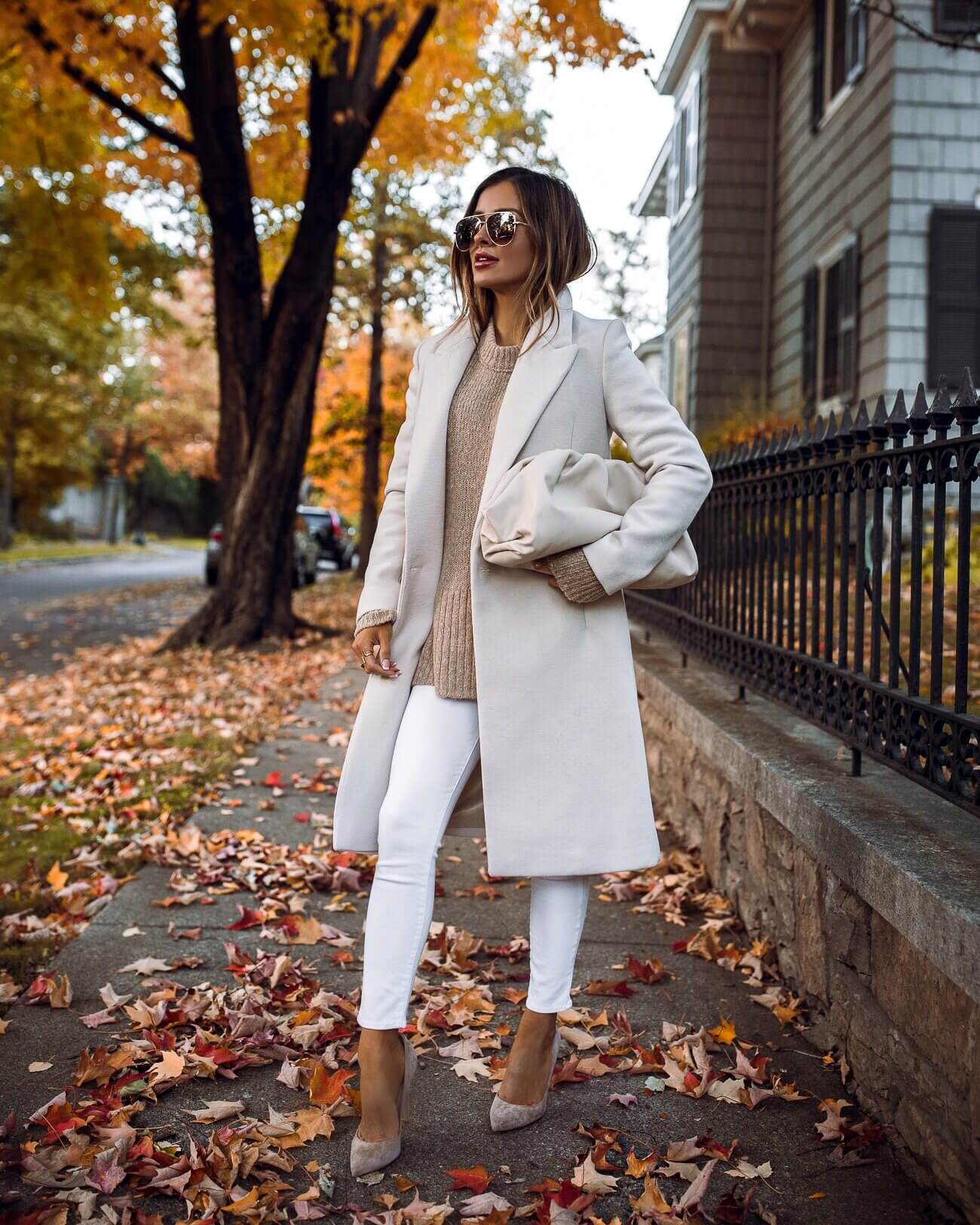 All white winter look: Ready for the mountains - Meet Miri