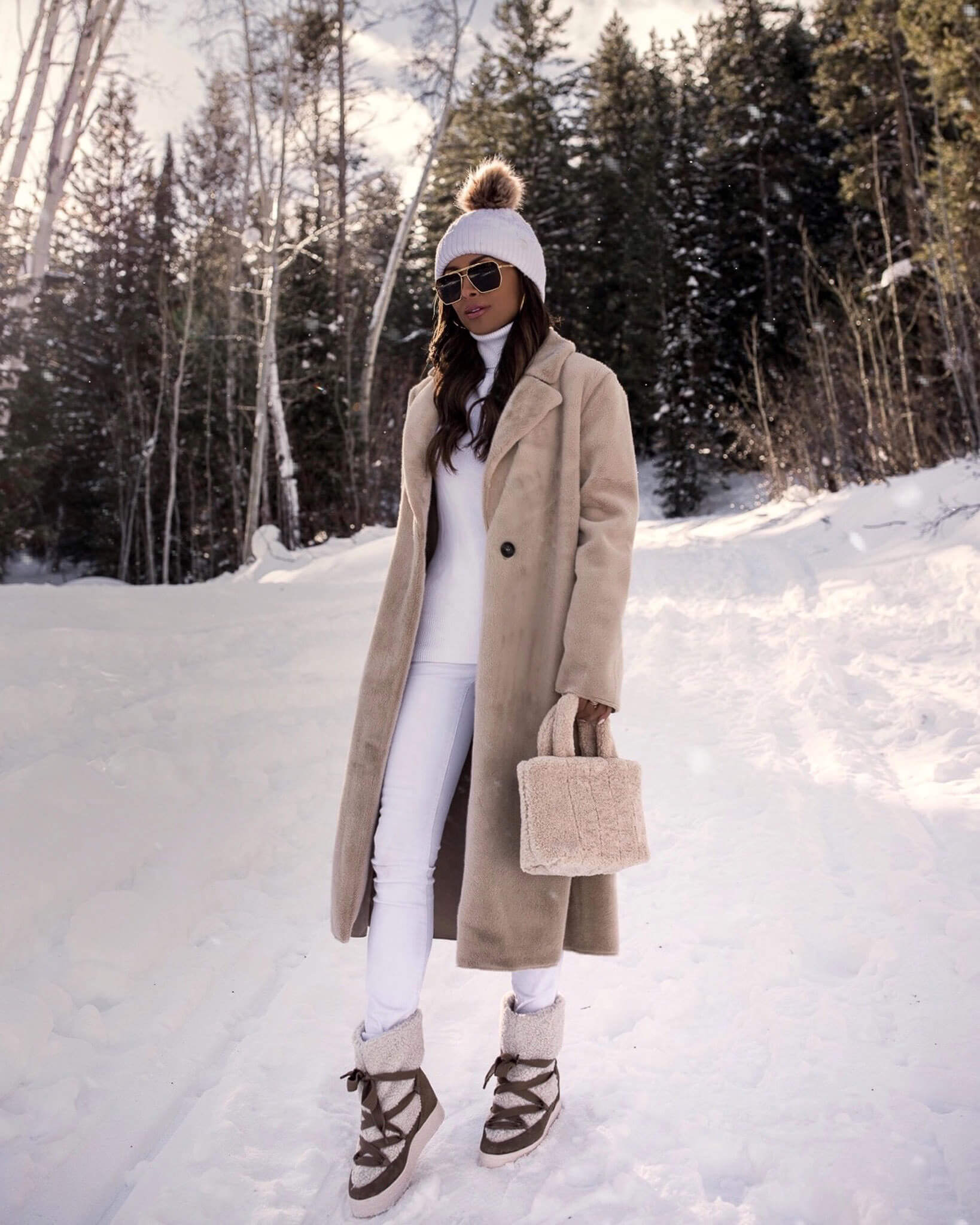 Cute Winter Outfits with Snow Boots - the gray details