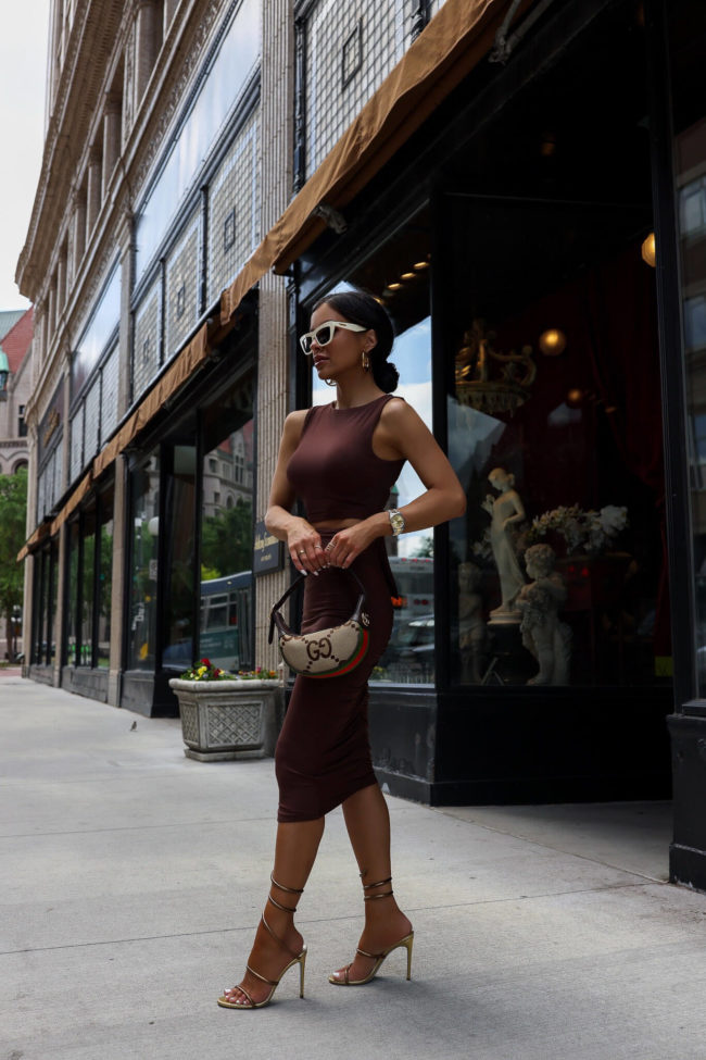 dress brown heels outfit