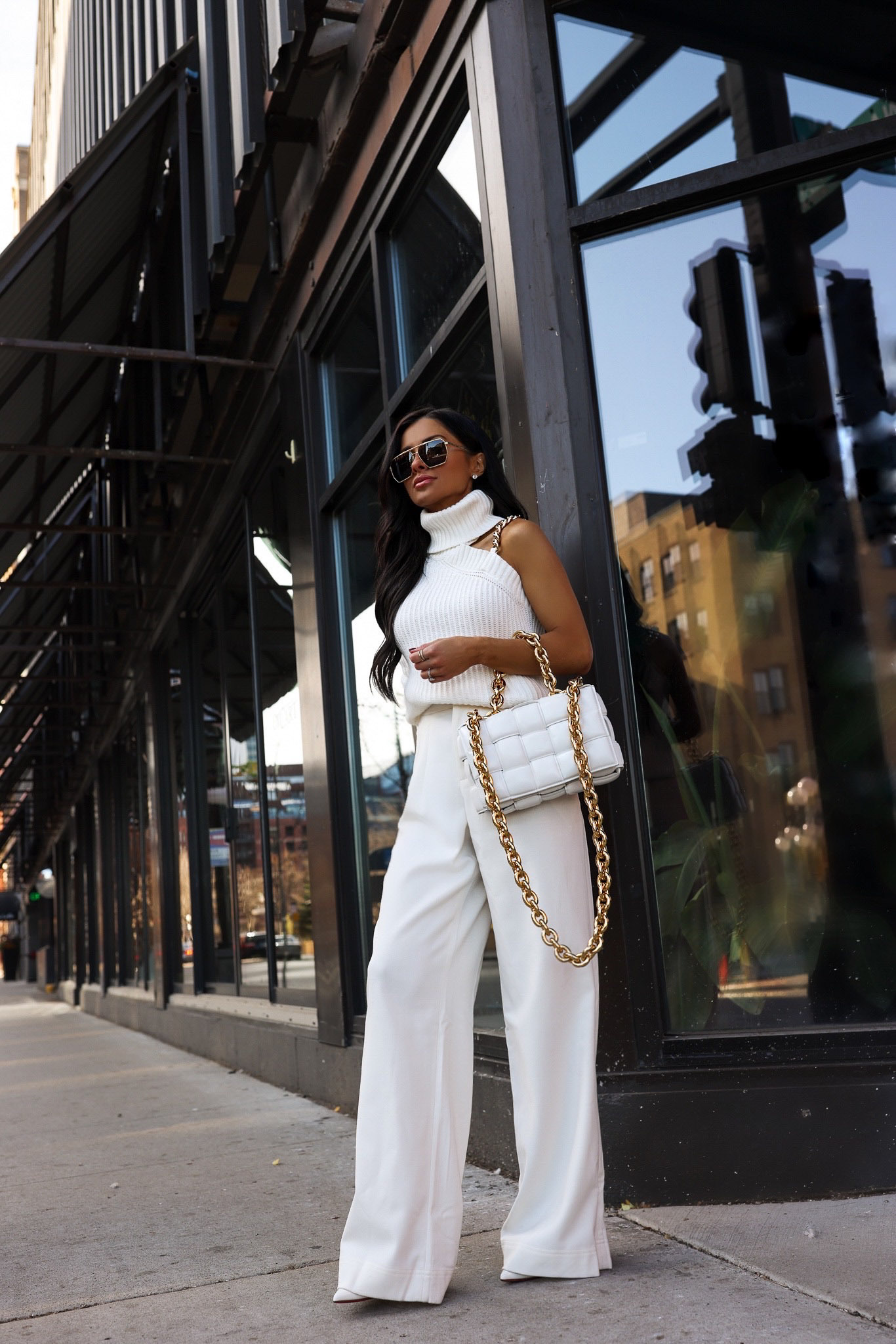 These White Trouser Outfits Are Perfect For Spring & Summer - Mia Mia Mine